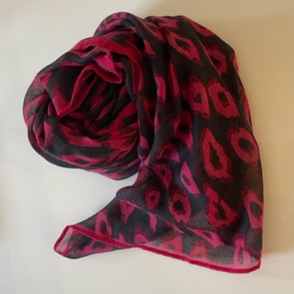 Chic by JACOB Red & Black Leopard Print Shear Scarf ~ NWOT - Picture 7 of 11